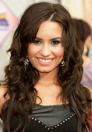 DEMI LOVATO CONFIESA ADICCI�N A LAS DROGAS