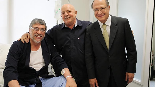 FERNANDO LUGO SUPERA EL C�NCER