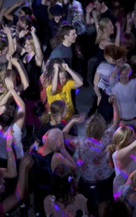 QU� ES LUNCH BEAT? C�MO PASAR LA HORA DE DESCANSO LABORAL