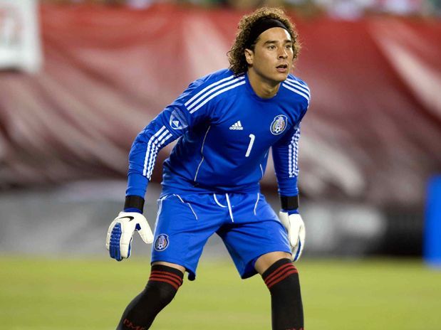 MEMO OCHOA EL MEJOR PORTERO MEXICANO DEL SIGLO XXI