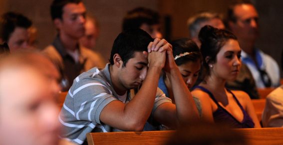 IGLESIA EVANG�LICA CELEBRA 'MISA ER�TICA'