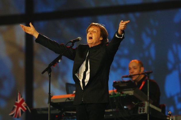 �EL VERDADERO PAUL MCCARTNEY EST� MUERTO?