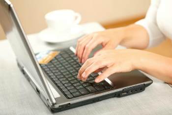CONSEJOS PARA NAVEGAR SEGUROS EN INTERNET