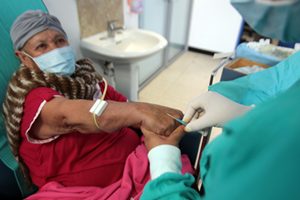 EL AYUNO TIENE IMPACTO PARECIDO A LA QUIMIOTERAPIA