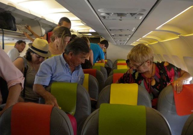 �QU� HACER SI REVENDEN TU VUELO?