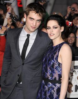 KRISTEN STEWART Y ROBERT PATTINSON PELEAN POR LA CUSTODIA DEL PERRO