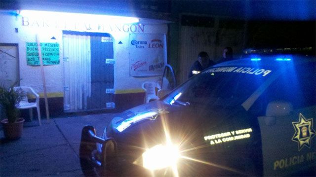 SICARIOS MATAN A SEIS PERSONAS EN BAR DE EDOMEX