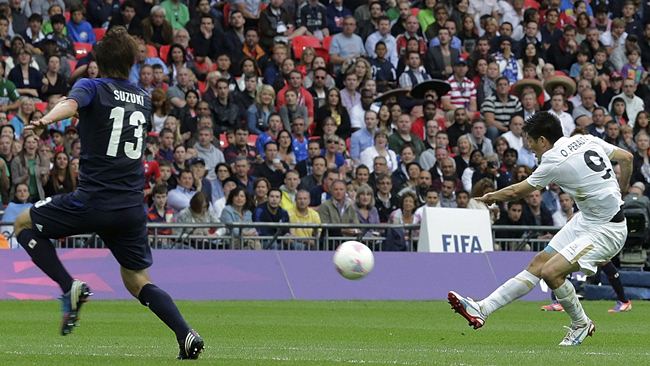 EL TRI VENCE 3-1 A JAP�N Y AVANZA A LA FINAL