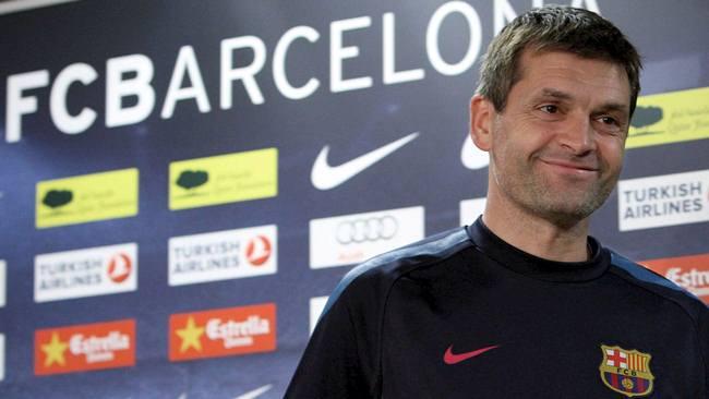 FRANCESC VILANOVA FIRMA CONTRATO CON EL BARCELONA