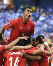 Chilenos celebran un triunfo histórico