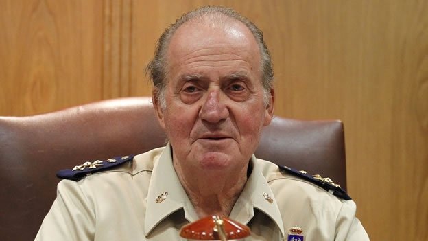 Video: El rey Juan Carlos de España golpea a su chofer