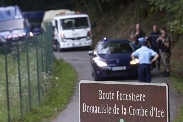 Niña sobrevive a una matanza en Francia