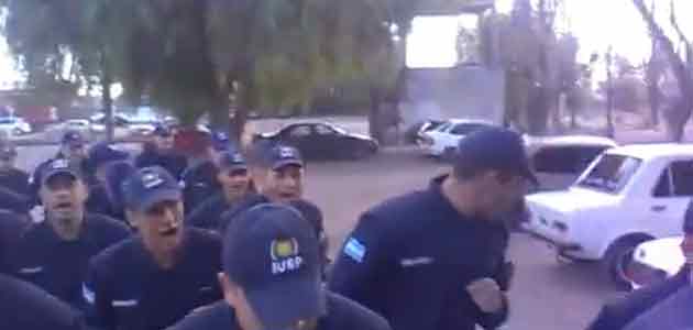 Video: respuesta de cadetes argentinos a los cánticos chilenos