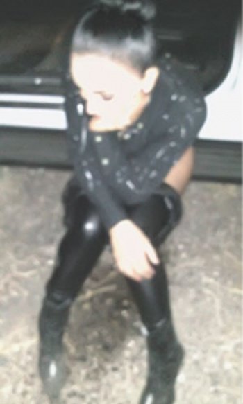 Foto: La Wanders Lover orina en la calle