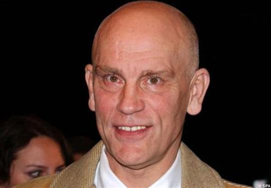 John Malkovich salvó la vida de un hombre