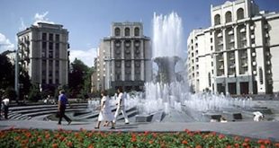 La Unión Europea promete dar 15.000 millones a Ucrania