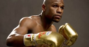 Mayweather se pelea con un rapero en Las Vegas - Vídeo