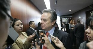 El secretario de Energía admite contratos con Pemex