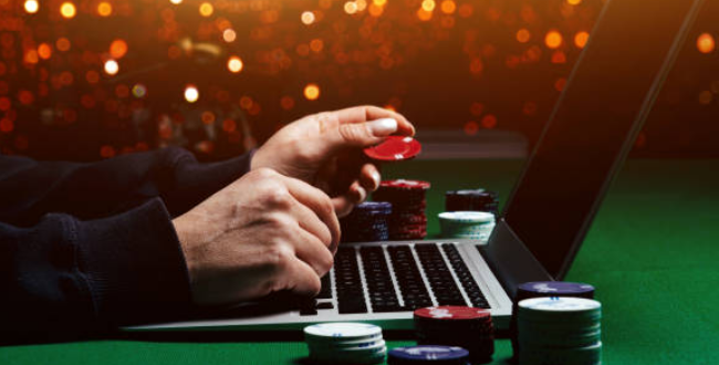 Benefits of Playing Online Slots